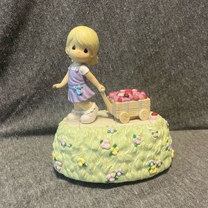 Precious Moments Musical